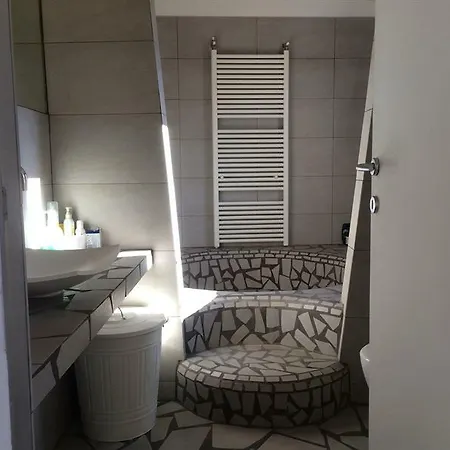 Nosadella - Buddha House Appartement *